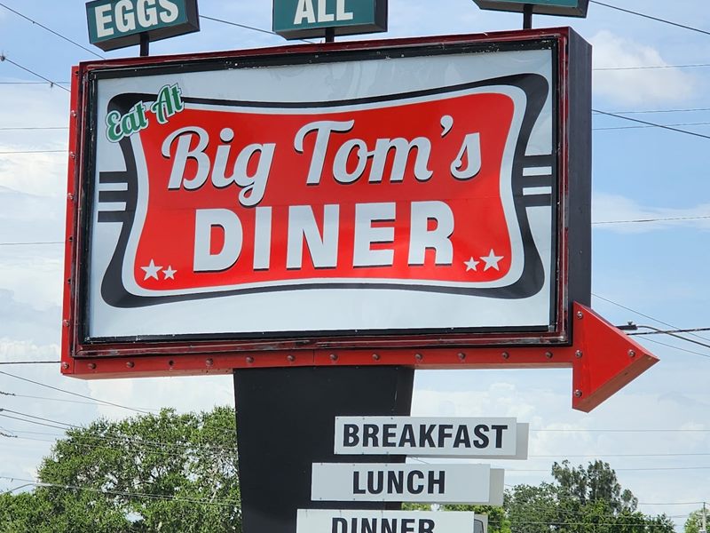 Big Tom's Diner exterior